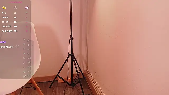 littleebluee online show from 09-30-25, 02:49