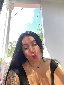 Pretty Isadora online show from 01-19-25, 07:04