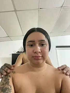 Pretty Isadora online show from 02-17-25, 07:21