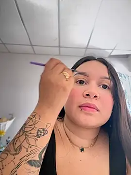 Pretty Isadora online show from 03-03-25, 08:21