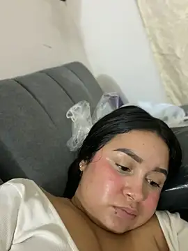 Pretty Isadora online show from 03-16-25, 02:32