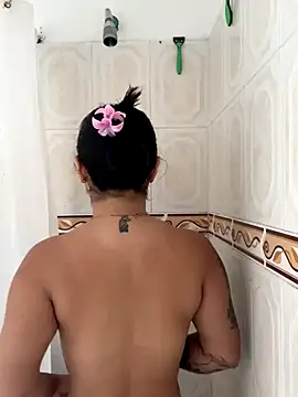 Pretty Isadora online show from 11-25-25, 06:19