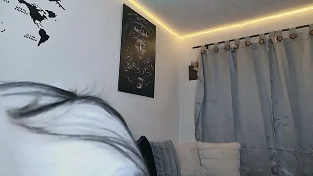 Stefhania susej online show from 11-13-25, 03:38