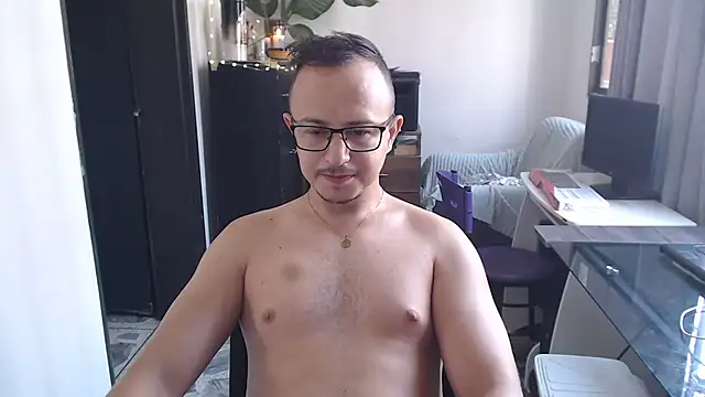 Snapshot of jacob_strokes01 chatting on 07-17-26, 01:18 jacob strokes01 online show from 07-17-26, 01:18