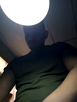 Snapshot of AlexisSpears_ chatting on 02-21-26, 07:04 AlexisSpears online show from 02-21-26, 07:04