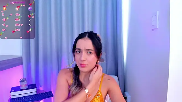 Lucyortiz  online show from 03-11-25, 06:30