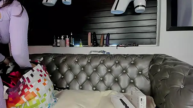 Snapshot of Amy_hoy69 chatting on 09-09-25, 02:55 Amy hoy69 online show from 09-09-25, 02:55