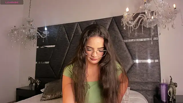 IsabellaGrey19 online show from 09-22-25, 07:05