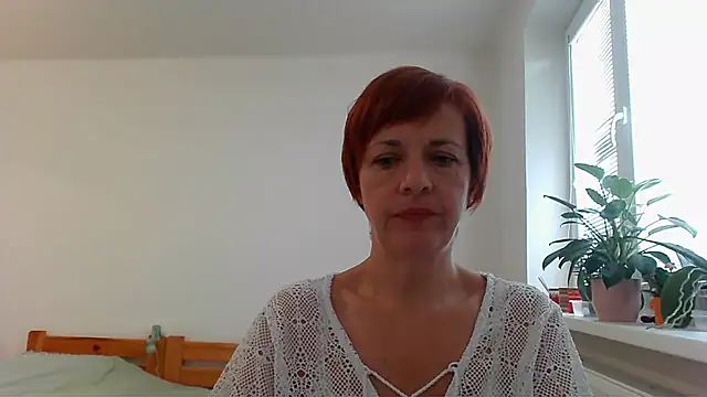 Snapshot of LoraLoraMay chatting on 10-05-25, 12:03 LoraLoraMay online show from 10-05-25, 12:03