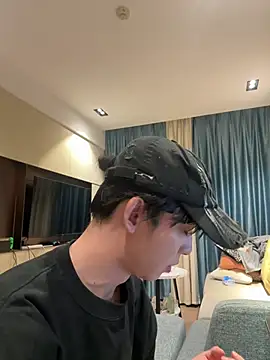 Snapshot of 1a1a1alll chatting on 03-18-25, 04:37 1a1a1alll online show from 03-18-25, 04:37