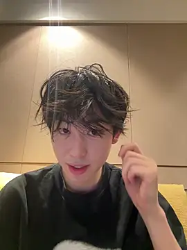 Snapshot of 1a1a1alll chatting on 03-19-25, 02:35 1a1a1alll online show from 03-19-25, 02:35