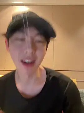 Snapshot of 1a1a1alll chatting on 03-20-25, 02:32 1a1a1alll online show from 03-20-25, 02:32