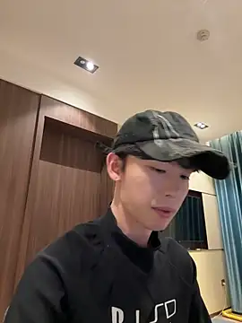 Snapshot of 1a1a1alll chatting on 09-22-25, 02:19 1a1a1alll online show from 09-22-25, 02:19