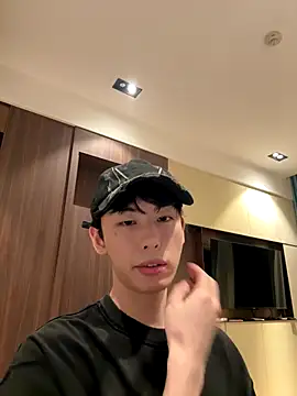 Snapshot of 1a1a1alll chatting on 09-29-25, 04:01 1a1a1alll online show from 09-29-25, 04:01