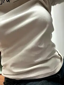 Milk Mom99 online show from 01-07-26, 05:54