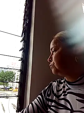 natally ross21 online show from 01-04-25, 02:46