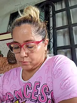 natally ross21 online show from 02-05-25, 01:22