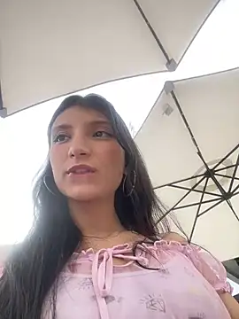 Snapshot of loly-yandere chatting on 12-22-24, 08:25 loly-yandere online show from 12-22-24, 08:25