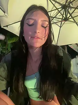 Snapshot of loly-yandere chatting on 01-13-25, 02:07 loly-yandere online show from 01-13-25, 02:07