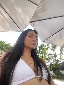 Snapshot of loly-yandere chatting on 01-15-25, 08:26 loly-yandere online show from 01-15-25, 08:26