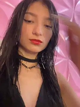 Snapshot of loly-yandere chatting on 01-25-25, 01:08 loly-yandere online show from 01-25-25, 01:08