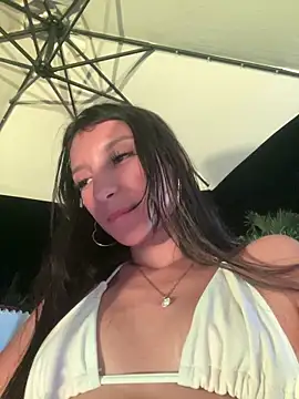 Snapshot of loly-yandere chatting on 02-02-25, 02:27 loly-yandere online show from 02-02-25, 02:27