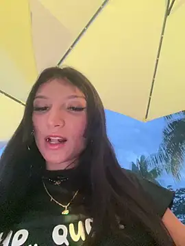 Snapshot of loly-yandere chatting on 02-02-25, 11:21 loly-yandere online show from 02-02-25, 11:21