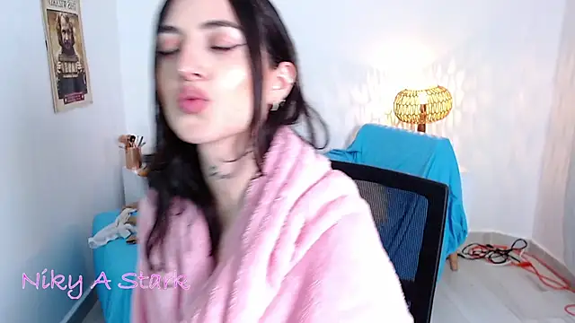 nikyastark online show from 03-18-25, 01:53