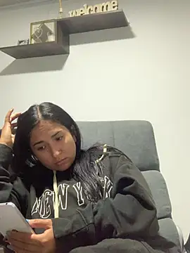 luna asss online show from 02-13-25, 08:45