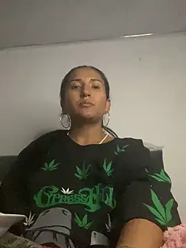 luna asss online show from 10-23-25, 10:08