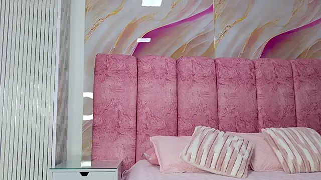 kendal rossi online show from 02-23-26, 12:02