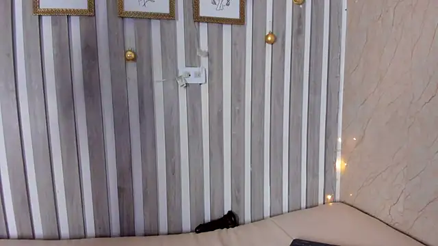 sabrinahimss online show from 12-22-24, 01:34