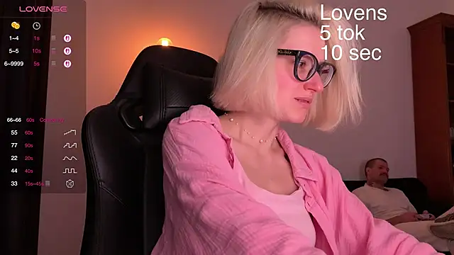 Sexy Sweets online show from 10-03-25, 06:16