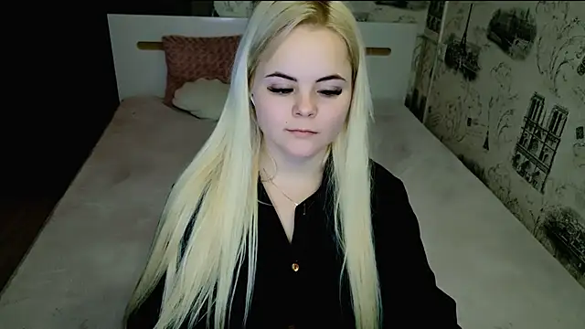 Snapshot of lovely-eyes chatting on 02-11-26, 07:30 lovely-eyes online show from 02-11-26, 07:30