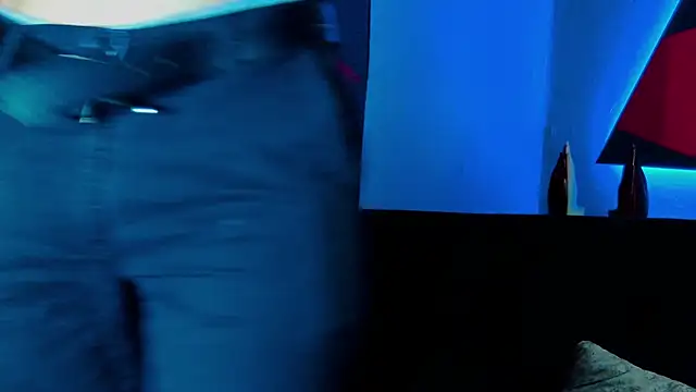 Snapshot of RickG_Oficial chatting on 12-10-24, 01:43 RickG Oficial online show from 12-10-24, 01:43