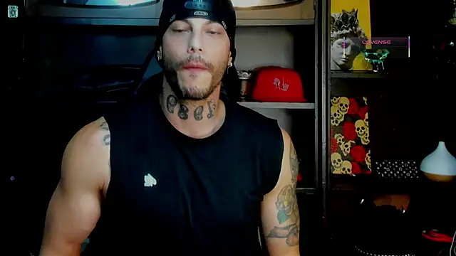 Snapshot of RickG_Oficial chatting on 10-22-25, 12:00 RickG Oficial online show from 10-22-25, 12:00