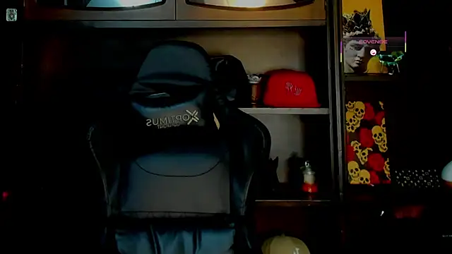 Snapshot of RickG_Oficial chatting on 10-23-25, 11:46 RickG Oficial online show from 10-23-25, 11:46