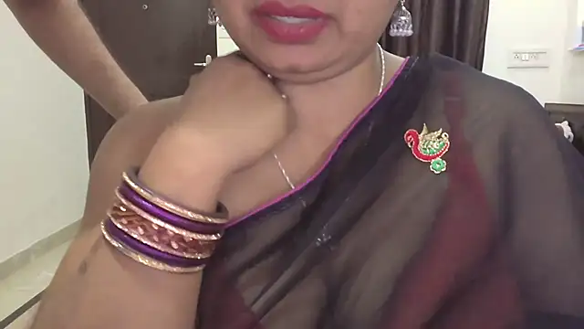 Gulaboo bhabi online show from 02-18-25, 10:03