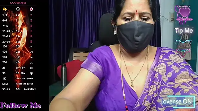 Snapshot of Rani_Darling_99 chatting on 05-19-26, 06:25 Rani Darling 99 online show from 05-19-26, 06:25