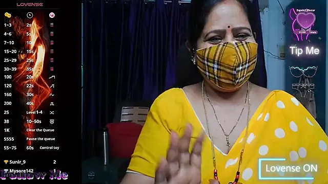 Snapshot of Rani_Darling_99 chatting on 05-28-26, 07:33 Rani Darling 99 online show from 05-28-26, 07:33