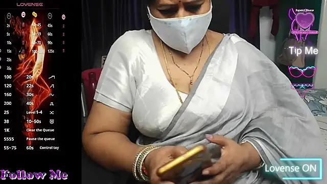 Snapshot of Rani_Darling_99 chatting on 05-31-26, 11:39 Rani Darling 99 online show from 05-31-26, 11:39