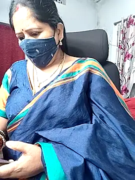 Snapshot of Rani_Darling_99 chatting on 06-11-26, 03:43 Rani Darling 99 online show from 06-11-26, 03:43
