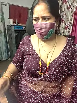 Snapshot of Rani_Darling_99 chatting on 07-07-26, 07:40 Rani Darling 99 online show from 07-07-26, 07:40