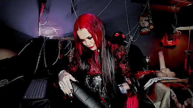 MorganaCrowley online show from 01-13-26, 02:11