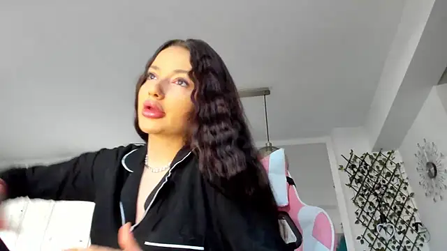 IreneVON online show from 03-19-25, 05:30