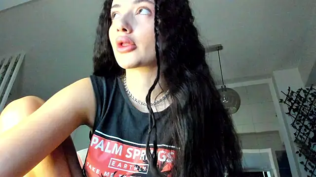 IreneVON online show from 11-08-25, 06:13