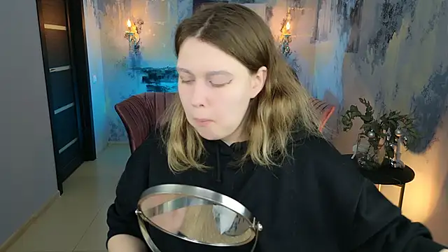 FioraMarmoris online show from 12-26-24, 09:01