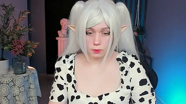 FioraMarmoris online show from 11-16-25, 07:03