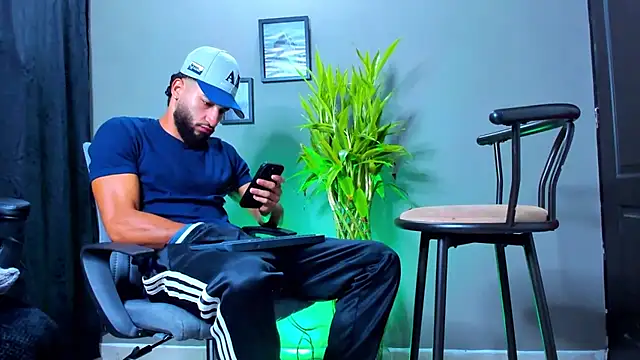 Damian 022 online show from 10-27-25, 12:09