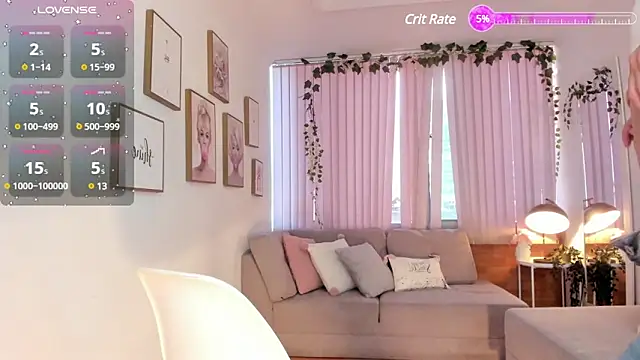 Snapshot of Bella_ev chatting on 01-10-25, 02:02 Bella ev online show from 01-10-25, 02:02